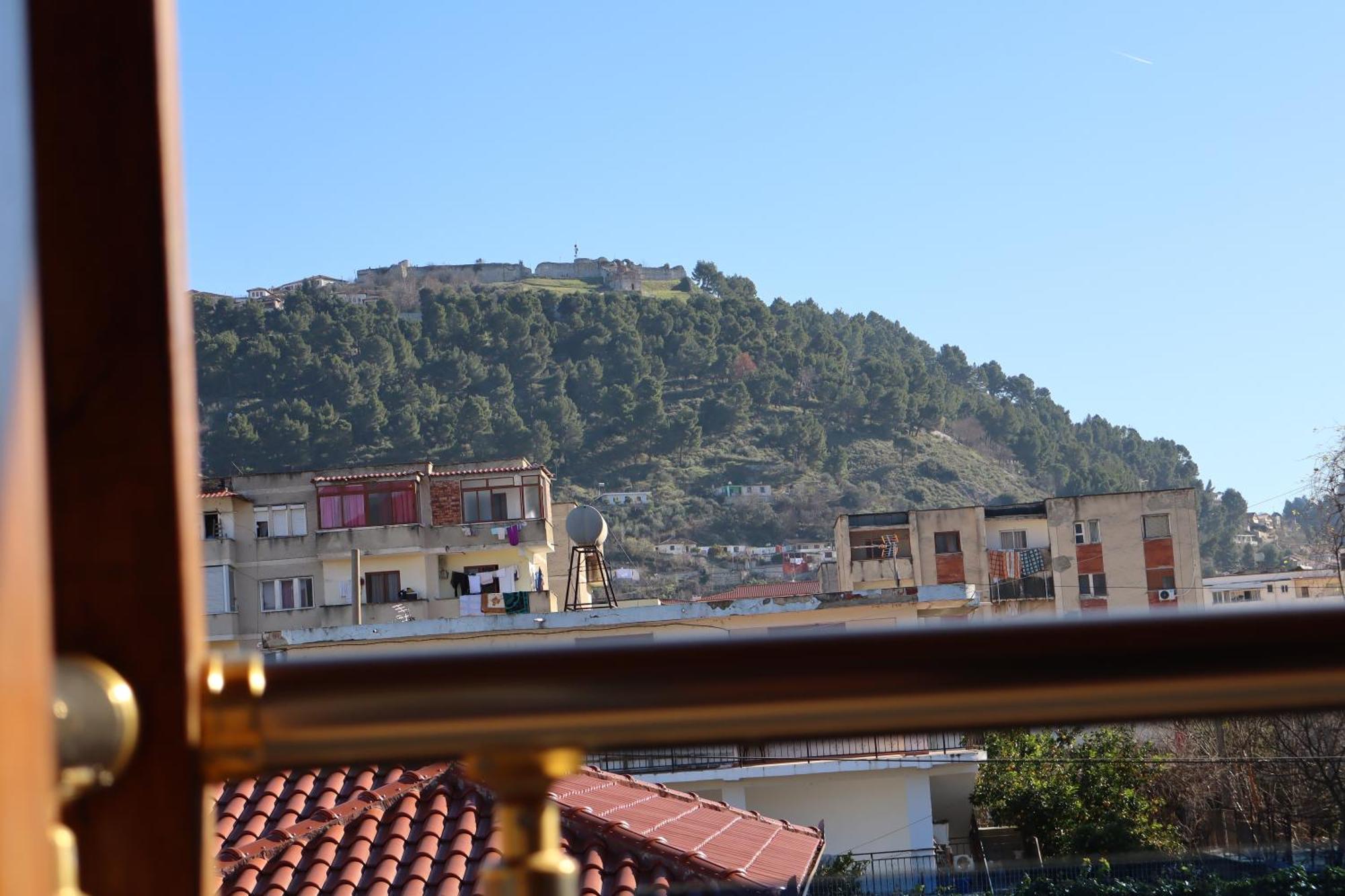 Villa Berat Exterior photo